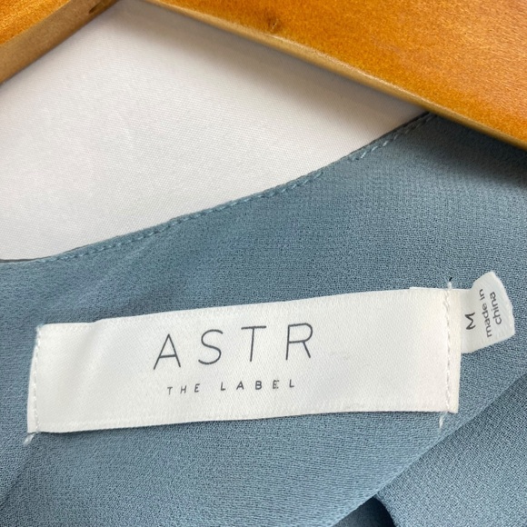 ASTR The Label Quinn MaxiDress Sage Gray Long Sleeve Satin Gown Medium - Picture 4 of 7